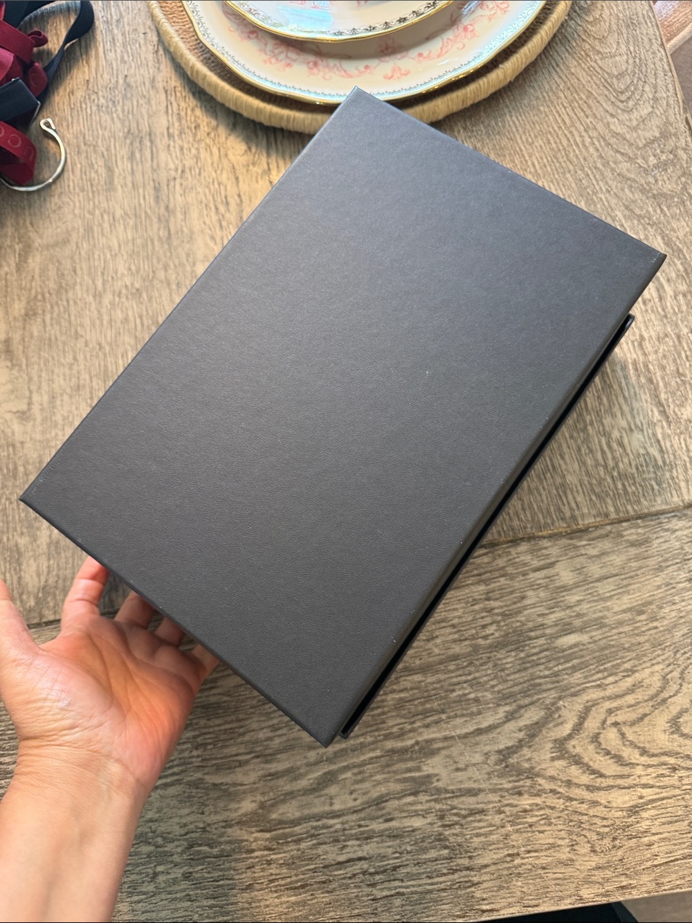 Authentic Gucci Black Box with White Logo - Picture 4 of 12